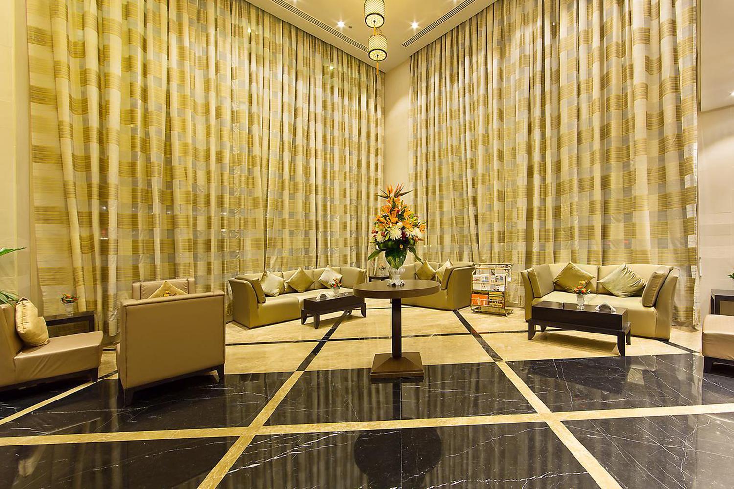 Hotel Luxe Manor Near Delhi Airport New Delhi Exterior photo